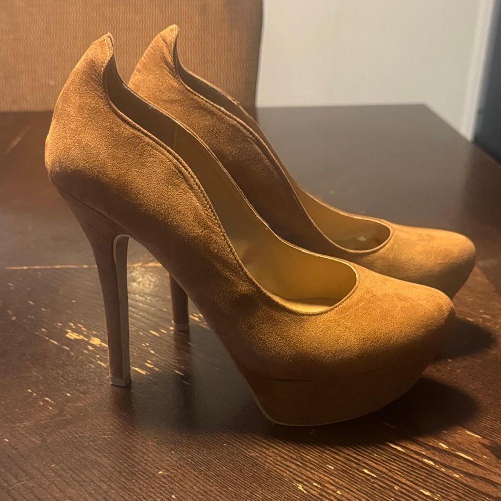 Elegant Tan Suede 5 inch  Heels